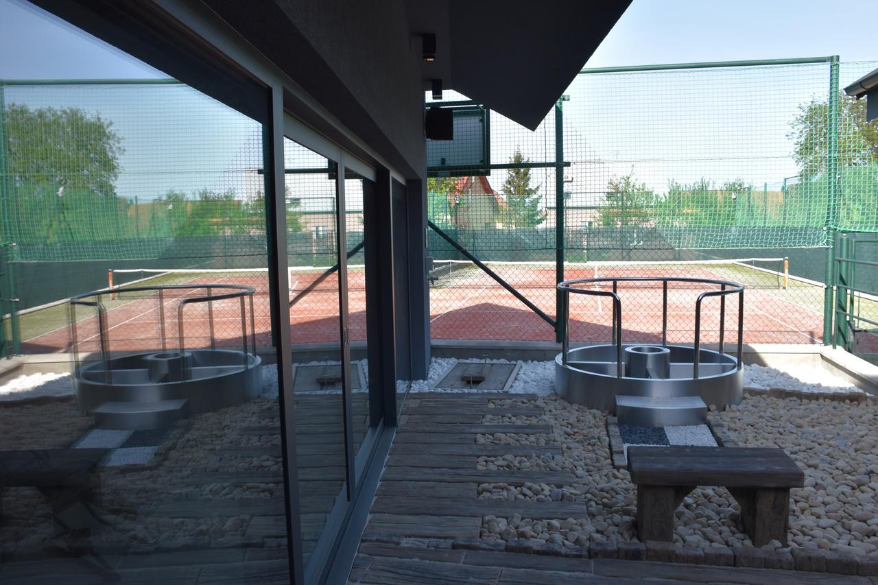 Penzion Víno Hruška Blatnička Blatnicka Exterior foto